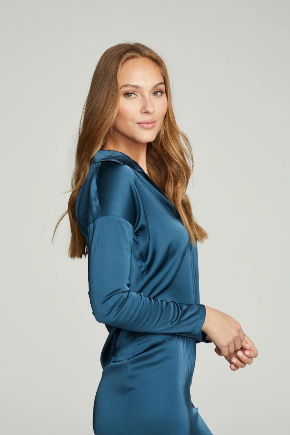 Women Chaser Brand Collared Half Placket Dolman