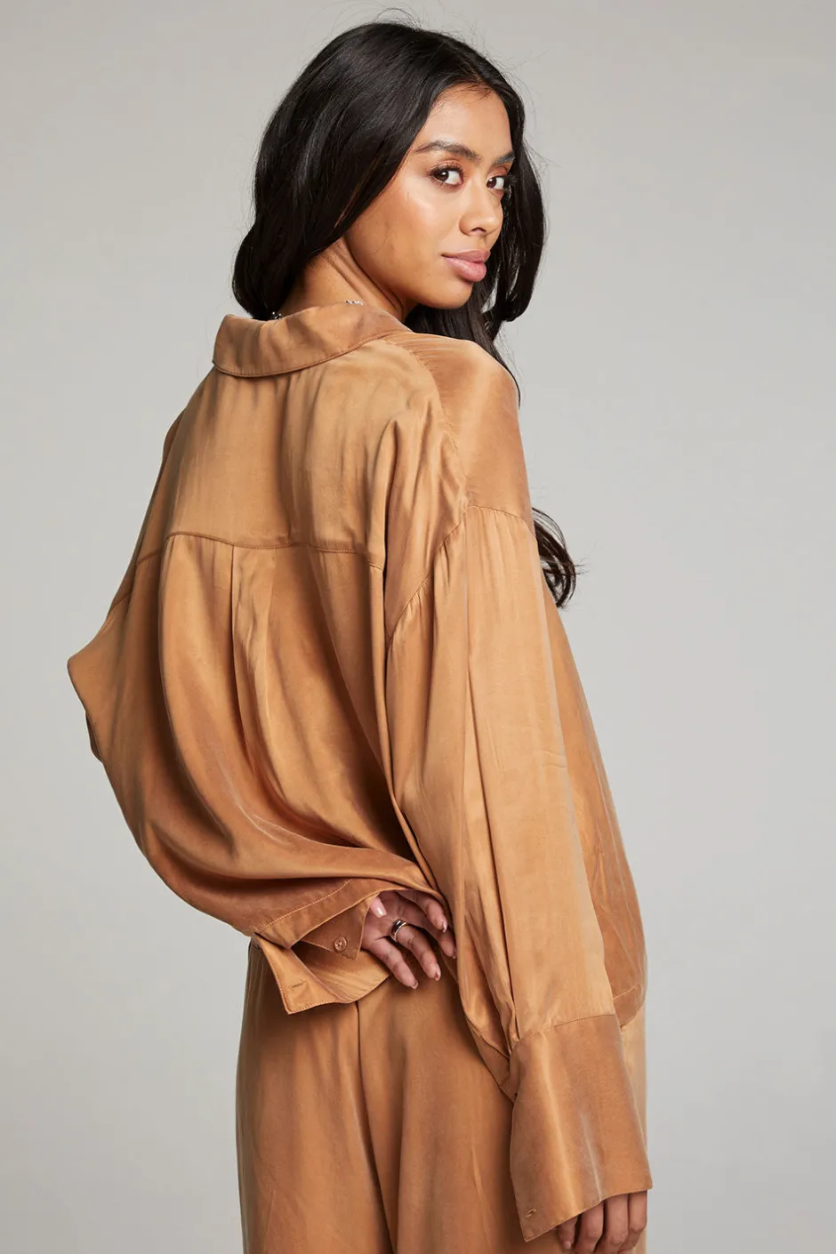 Women Chaser Brand Corall Button Up