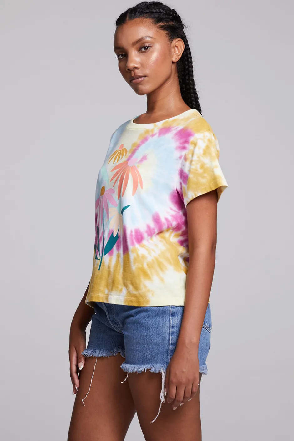 Women Chaser Brand Daisy Bunch Tee