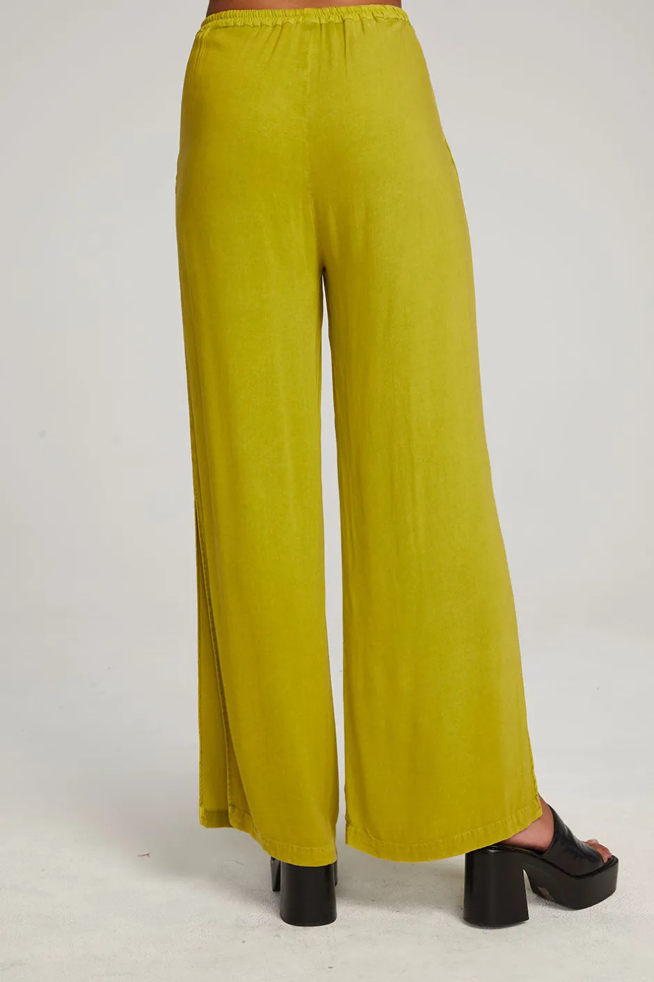 Women Chaser Brand Devine Citron Trousers