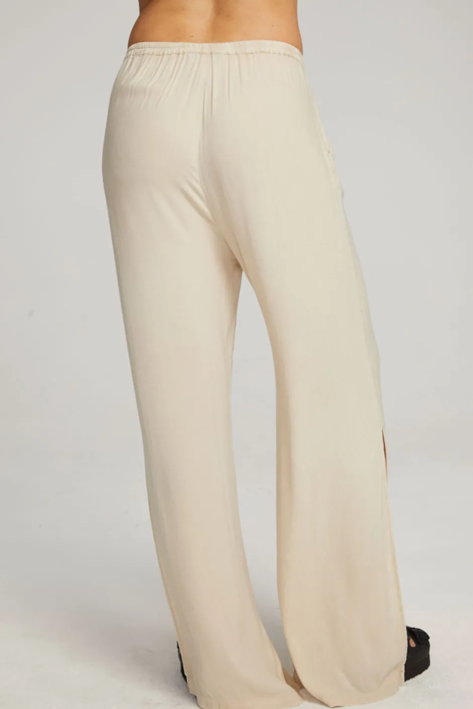Women Chaser Brand Devine Off-White Bark Trousers