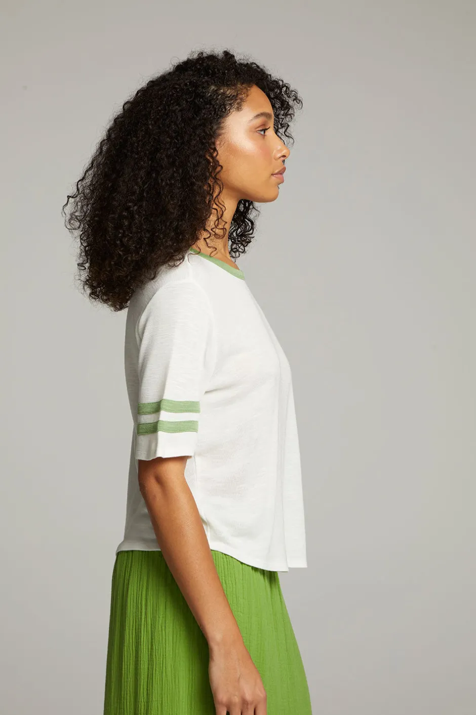 Women Chaser Brand Enrique White Short Sleeve