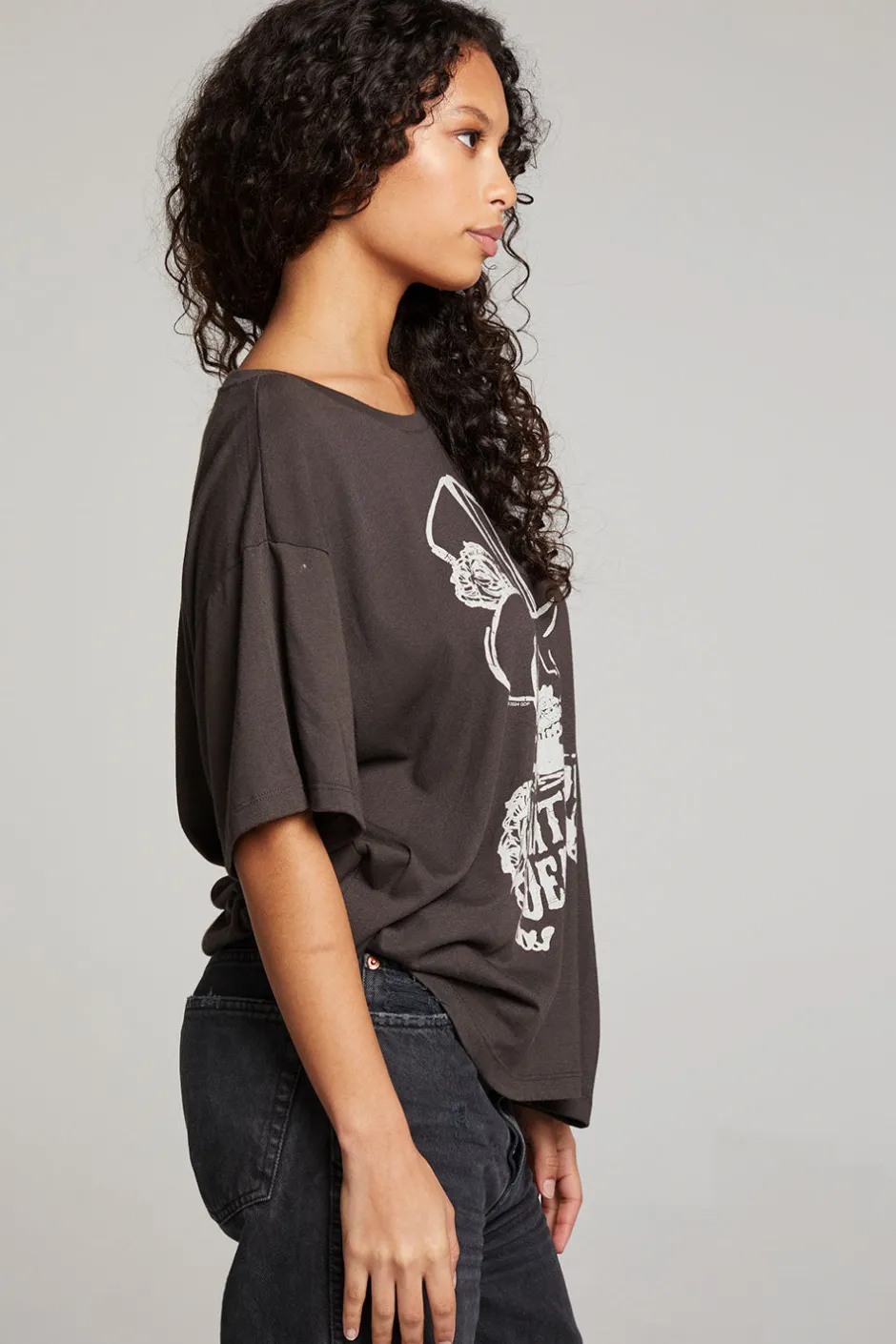 Women Chaser Brand Grateful Dead Top Hat Skull Tee