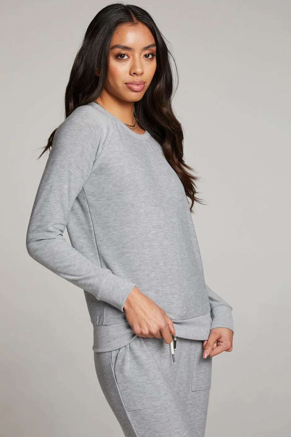 Women Chaser Brand Heather Grey Long Sleeve Raglan Pullover