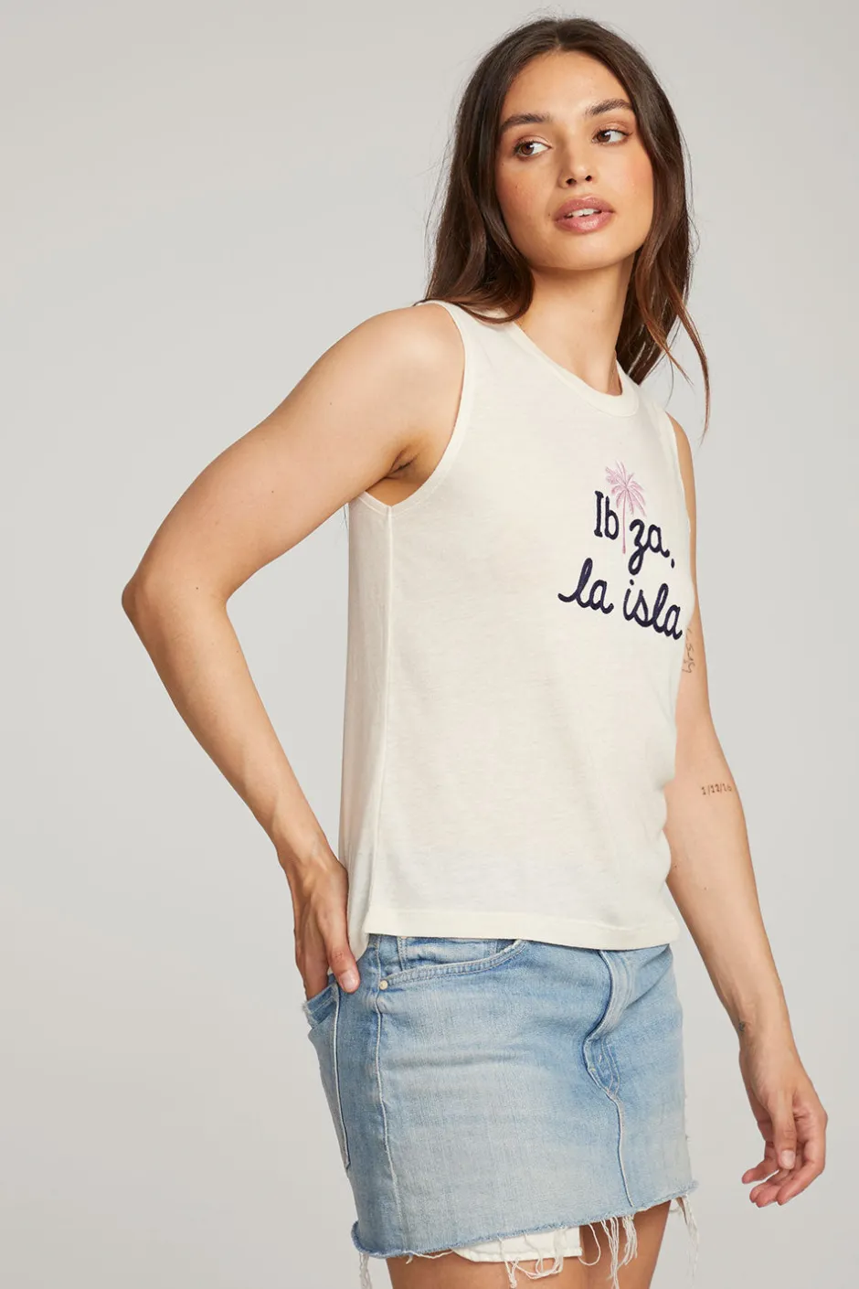Women Chaser Brand Ibiza Palm Muscle Tee