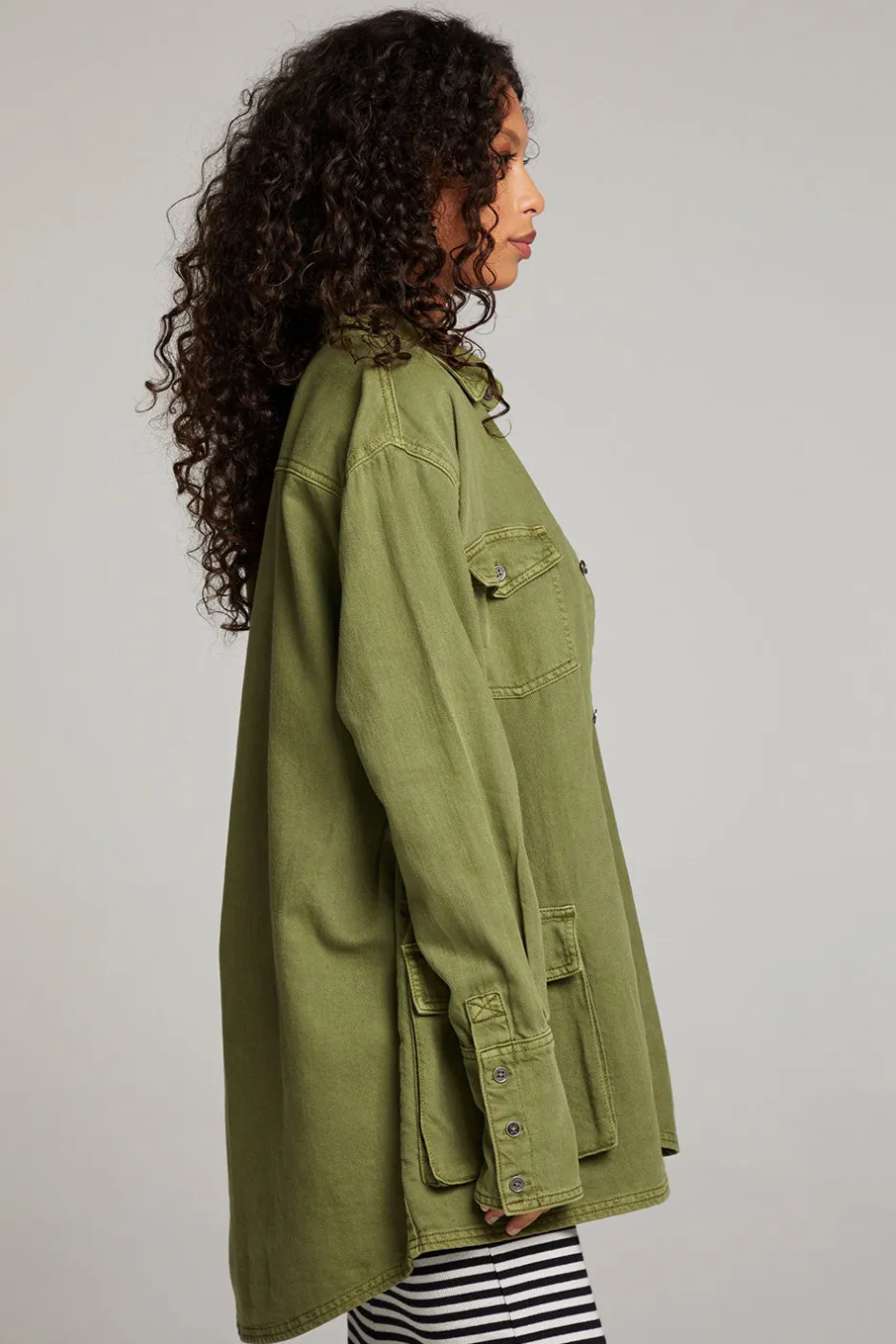 Women Chaser Brand Sweet Pea Sphagnum Button Up